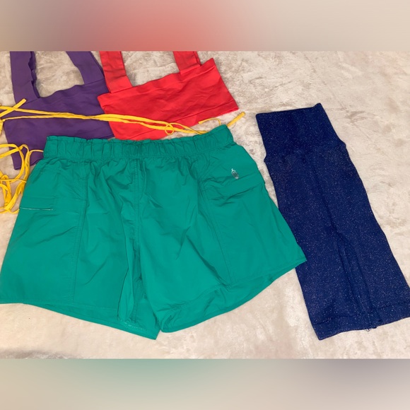 Free People Bundle - Picture 4 of 4